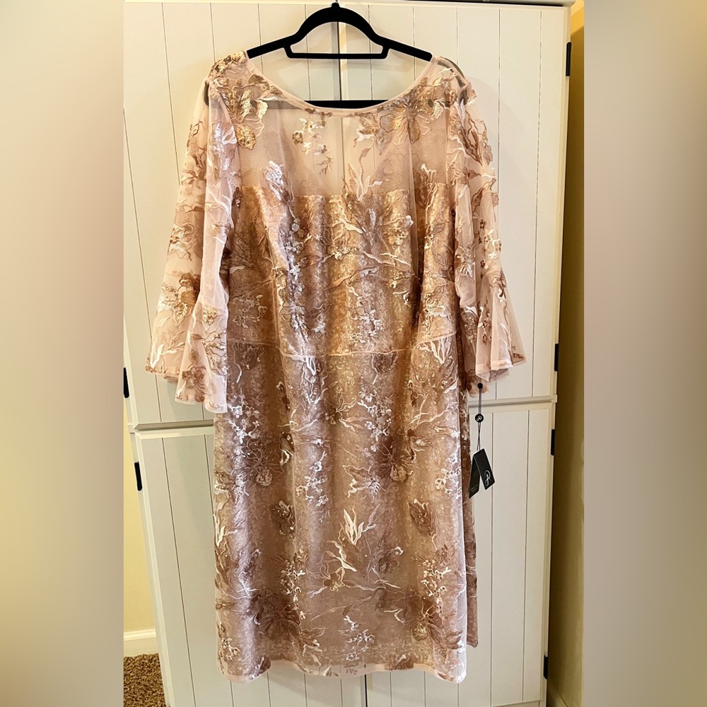 Adrianna Papell Plus stunning sequined dress, Mother of Bride/Groom NWT